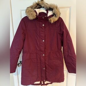 Gap Sherpa Lined Winter Parka Jacket with Faux Fur Hood, Medium